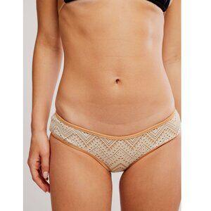 🆕 FREE PEOPLE free-est Frankie Crochet Hipster Bikini Bottoms / Sand